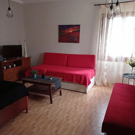 Comfortable & Cozy House * فولوس