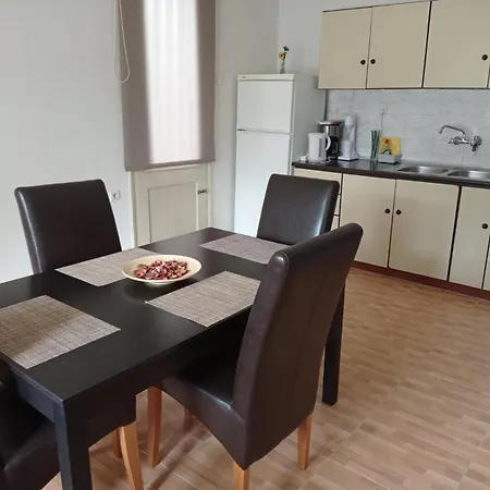 Comfortable & Cozy House Volos