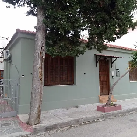 Comfortable & Cozy House Volos