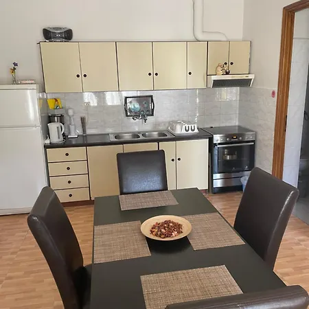 Comfortable & Cozy House Volos
